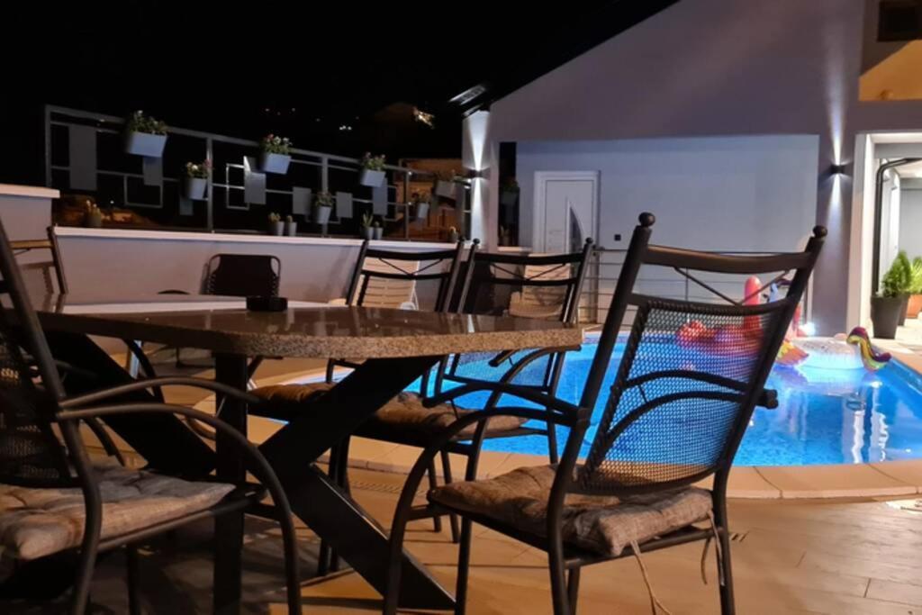 Villa Mostar - Resort Rozic Buitenkant foto
